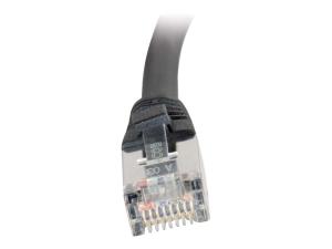 C2G Cat5e Booted Shielded (STP) Network Patch Cable - Cordon de raccordement - RJ-45 (M) pour RJ-45 (M) - 3 m - STP - CAT 5e - moulé - noir - 83852 - Câbles à paire torsadée