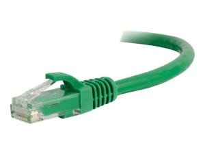 C2G Cat5e Booted Unshielded (UTP) Network Patch Cable - Cordon de raccordement - RJ-45 (M) pour RJ-45 (M) - 5 m - UTP - CAT 5e - moulé, sans crochet, bloqué - vert - 83205 - Câbles à paire torsadée